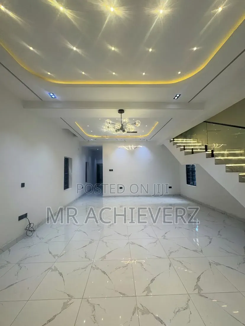 4bdrm Duplex in Rumuodumaya, Obio-Akpor for sale in Obio-Akpor