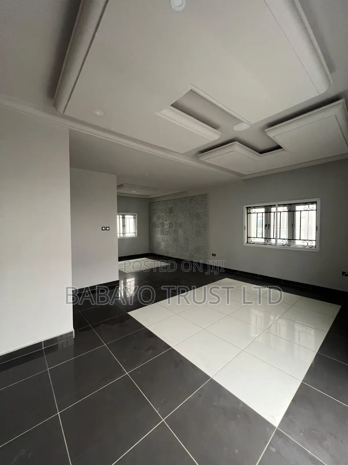 3bdrm Duplex in Lekki Phase 1 for rent in Lekki Phase 1