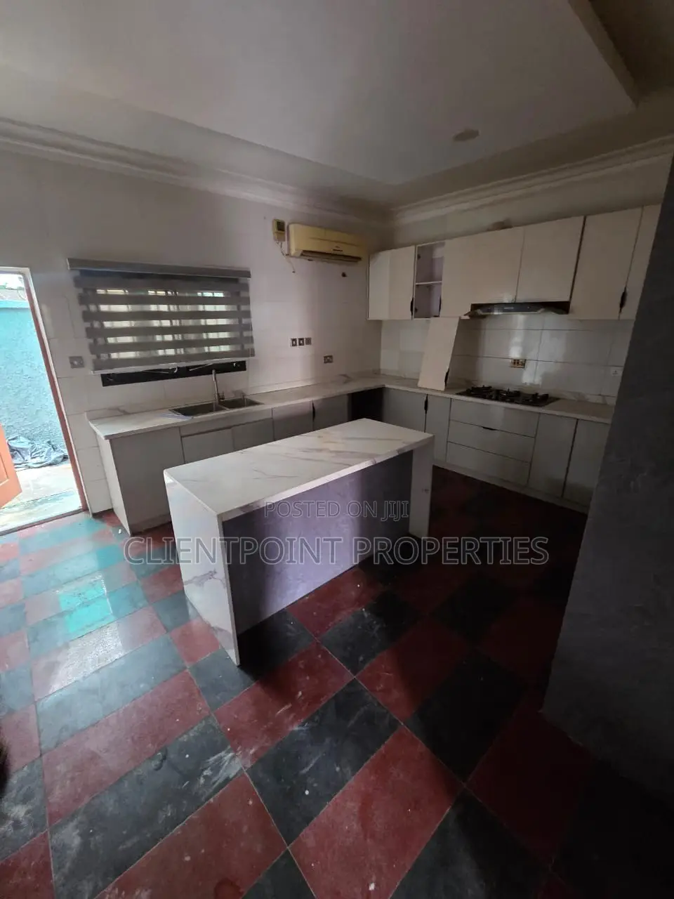 5bdrm Apartment in Parkview Estate for rent in Parkview Estate