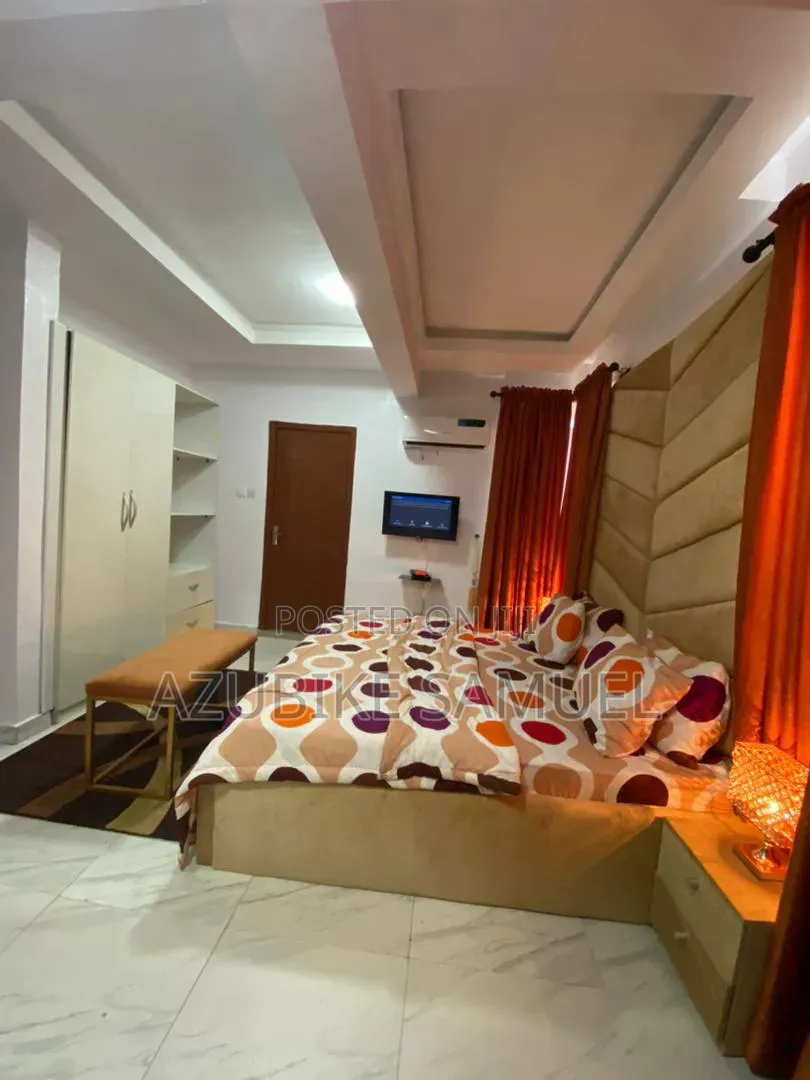 Furnished 3bdrm Apartment in Victoria Insland, Adeola Odeku for rent in Adeola Odeku
