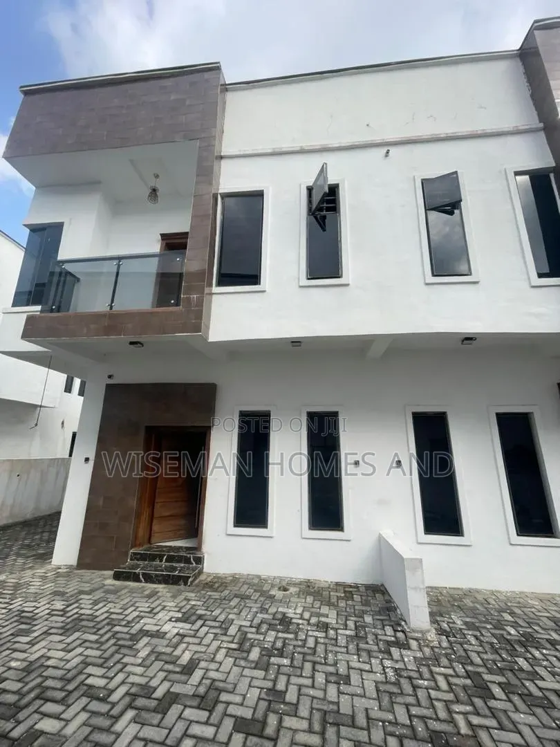 4bdrm Duplex in Ikota Lekki Lagos for rent in Ikota