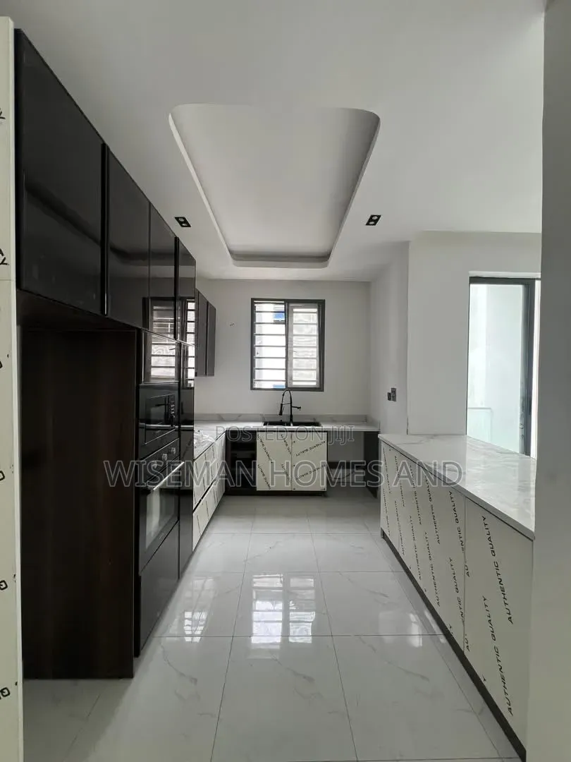 2bdrm Apartment in Ikate Lekki Eti-Osa for rent in Ikate