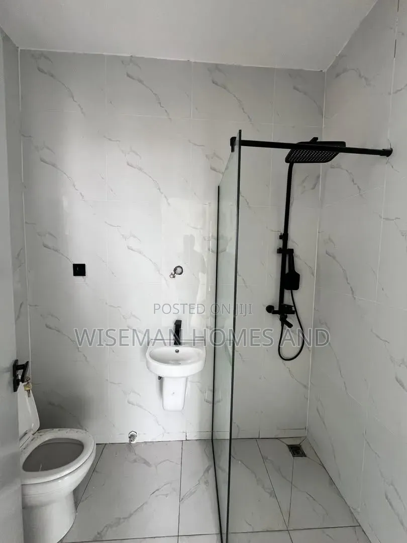 2bdrm Apartment in Ikate Lekki Eti-Osa for rent in Ikate