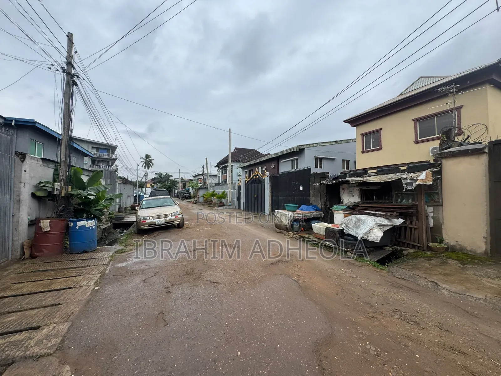 Land Measuring 500sqm With a 4bedroom Duplex and 2units of 2bedroom in Ilupeju Industrial Estate