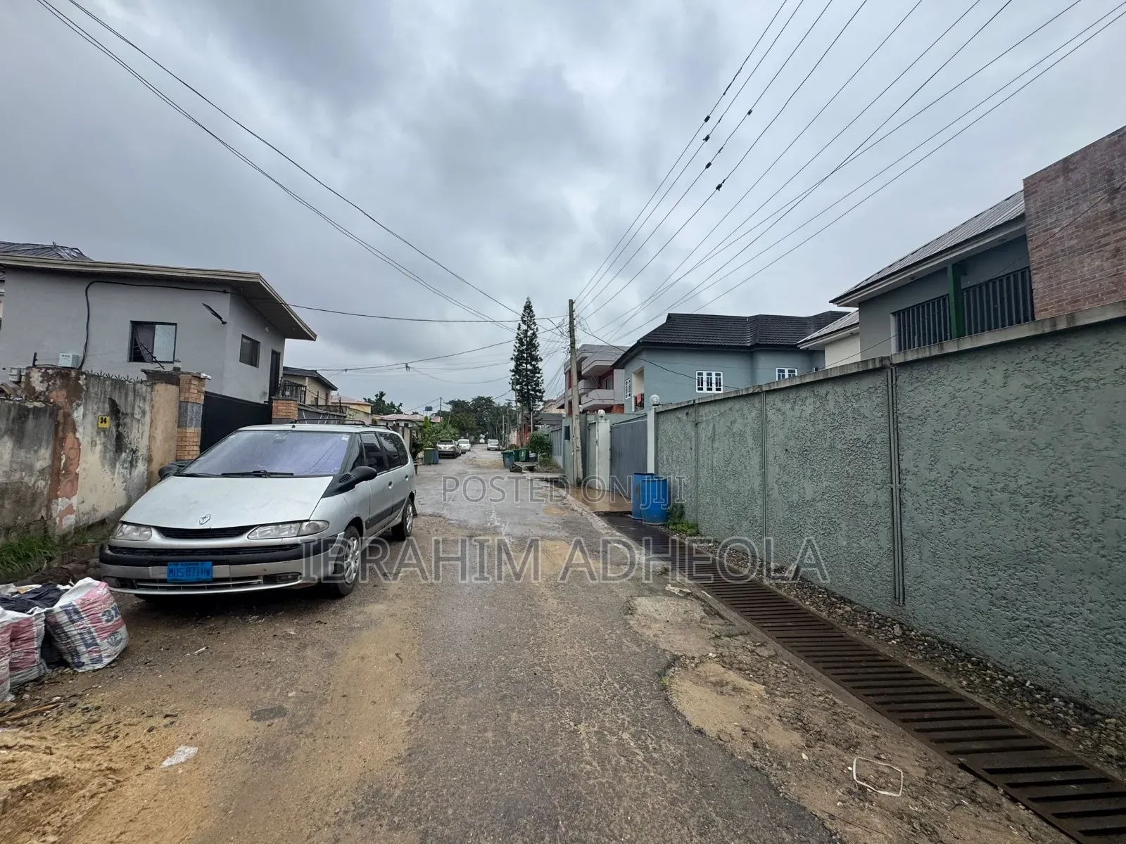 2bdrm Duplex in Ilupeju Industrial Estate for sale in Ilupeju Industrial Estate