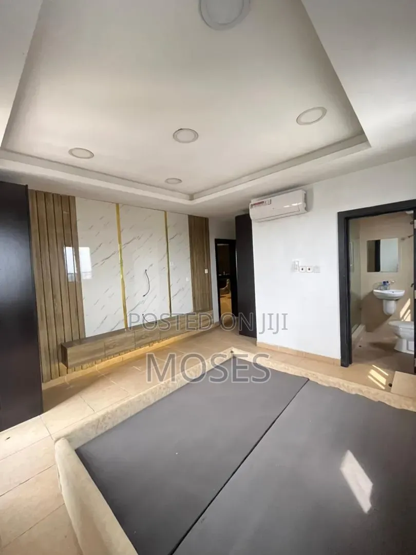 2bdrm Apartment in Oral Estate, Ikota for rent in Ikota