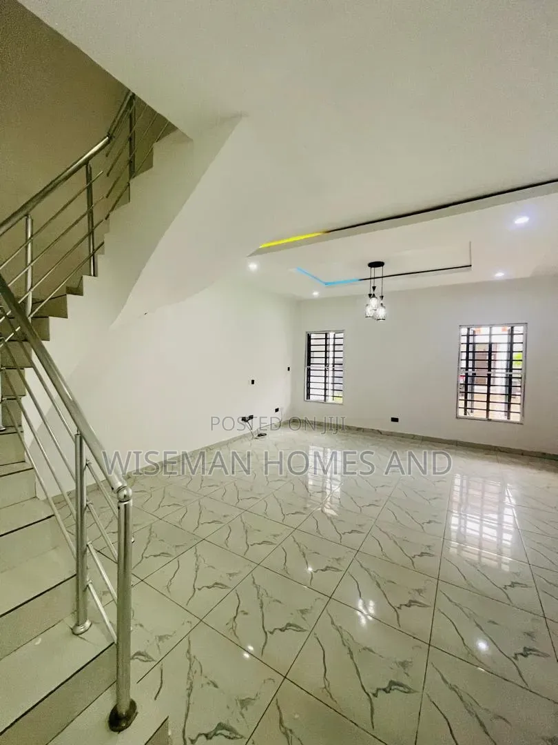 4bdrm Duplex in Vgc Extension for rent in VGC / Ajah