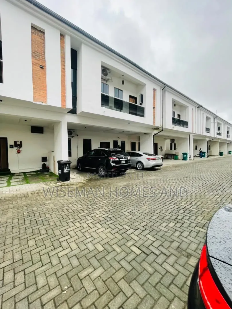 4bdrm Duplex in Vgc Extension for rent in VGC / Ajah