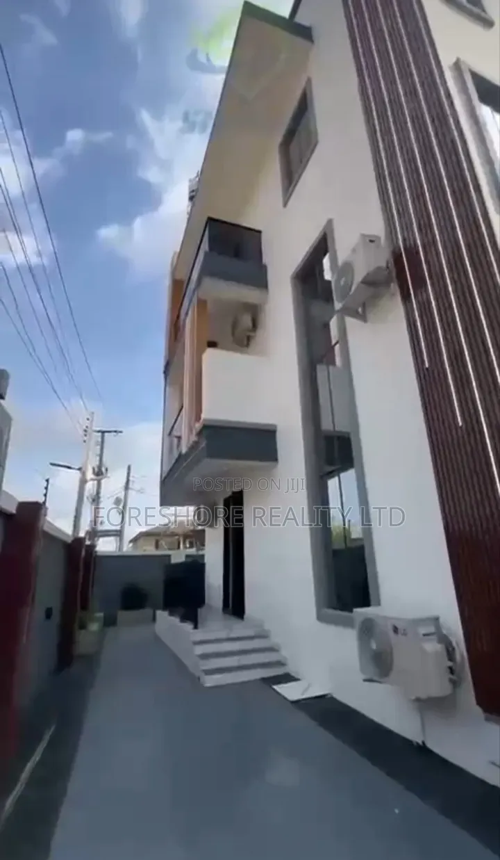 Furnished 4bdrm Duplex in Igando for sale in Ikotun / Ikotun/Igando