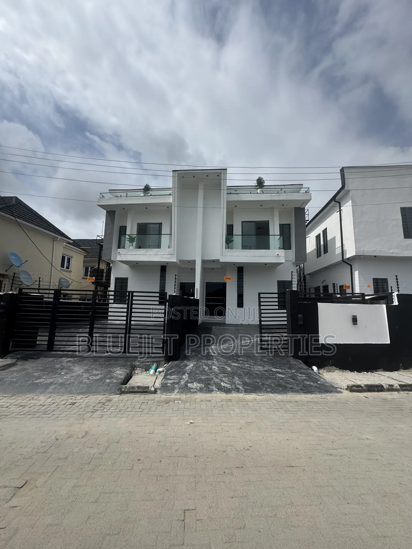 Furnished 4bdrm Duplex in Ajah for sale in Ado / Ajah
