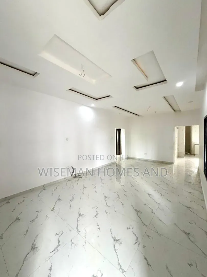 3bdrm Apartment in Ikoyi Proper Lagos for rent in Ikoyi S.W