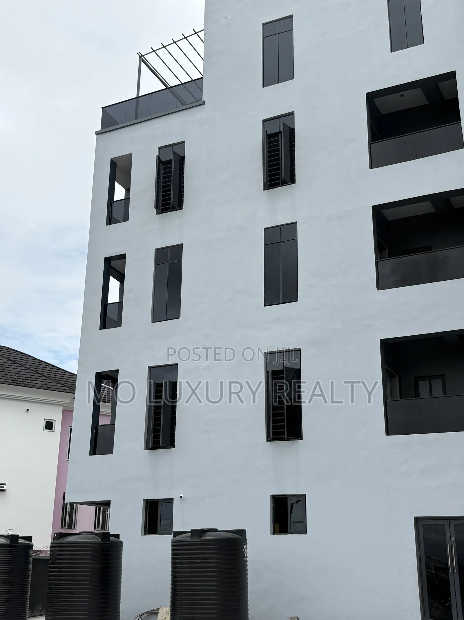 3bdrm Apartment in Ikate-Elegushi for rent in Ikate-Elegushi
