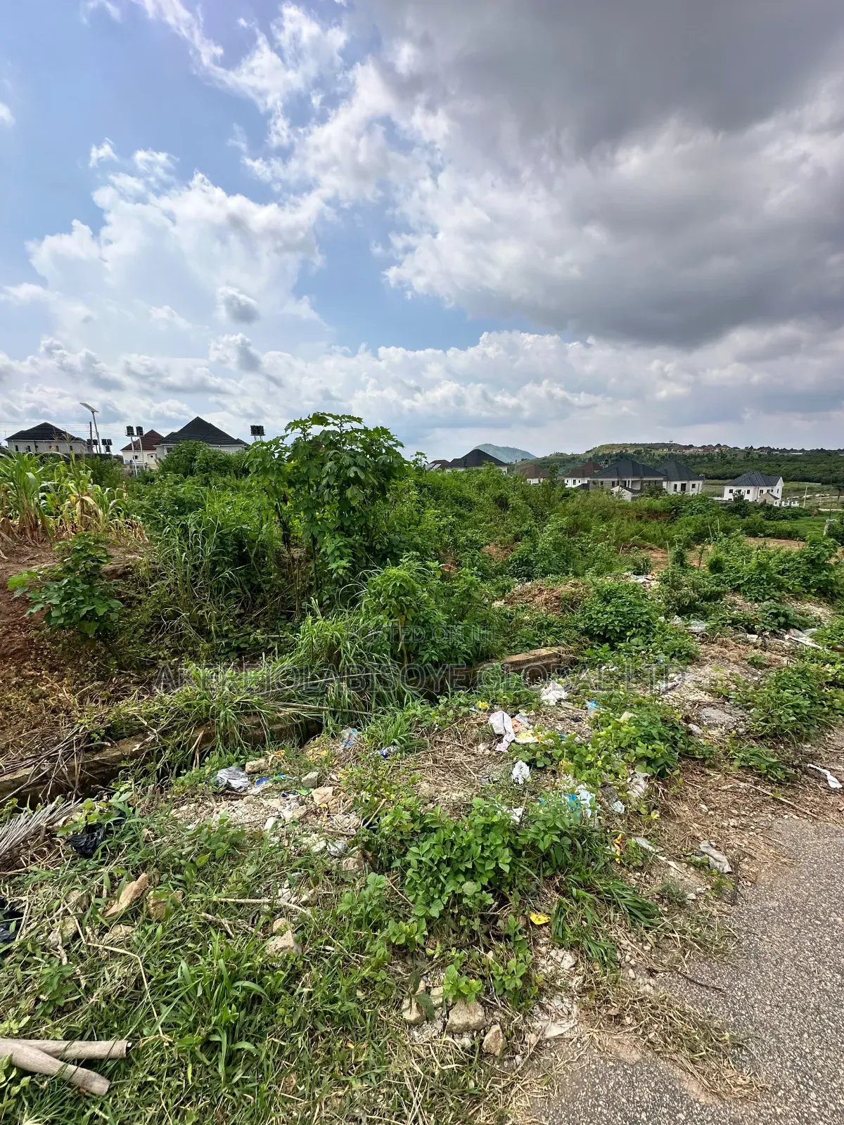 700sqm of Land for Fully Detached Duplex With Bq in Life Camp