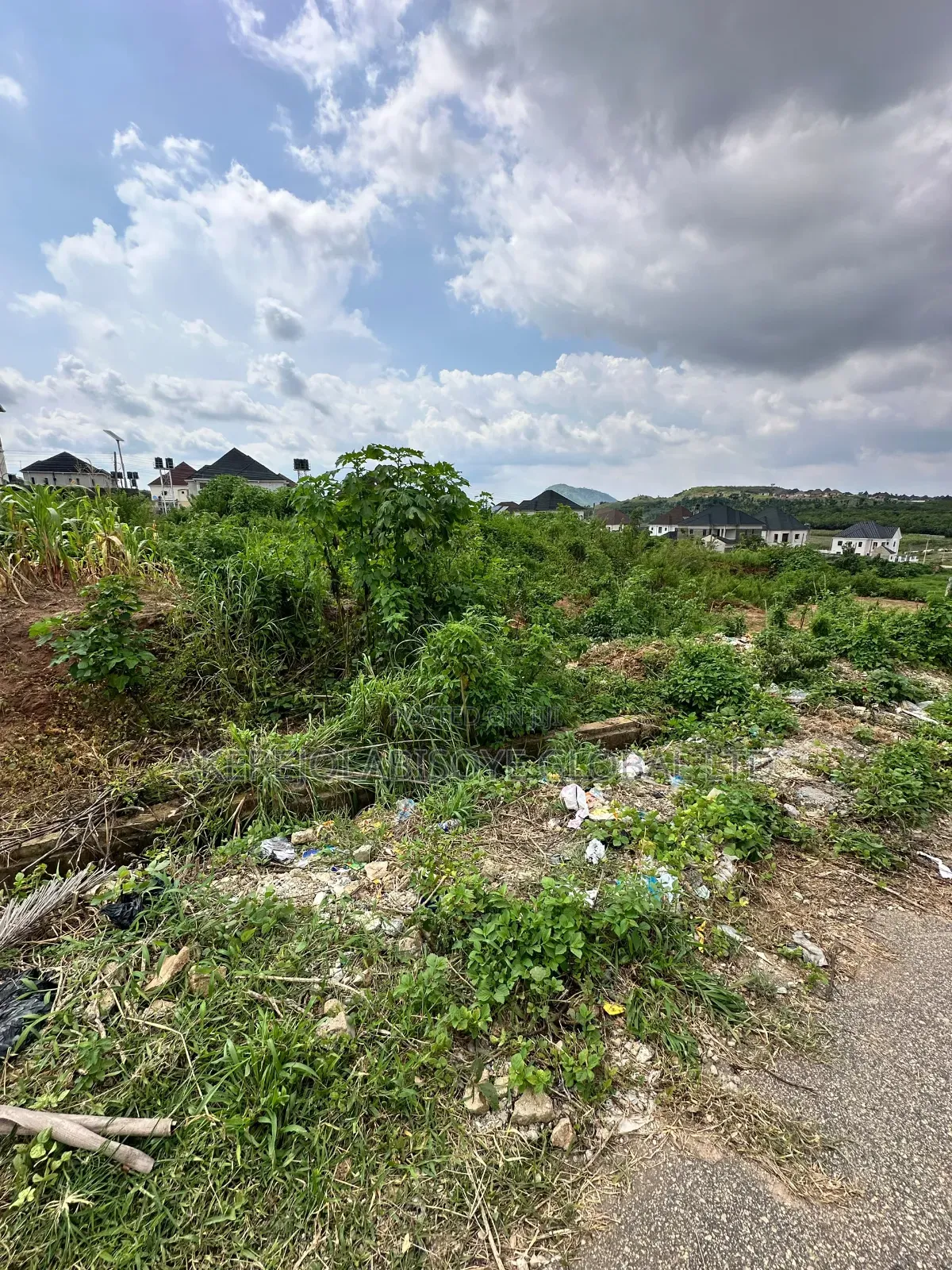 700sqm of Land for Fully Detached Duplex With Bq in Life Camp