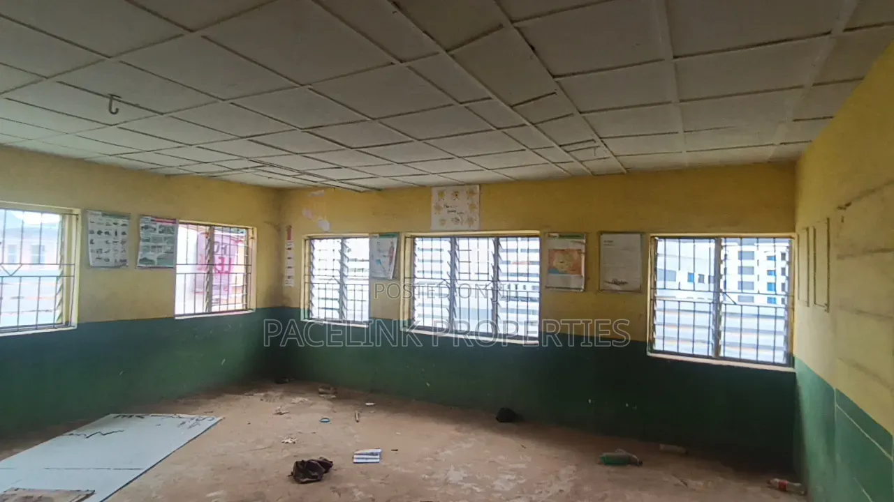12bdrm Block of Flats in Ayobo Itele Ogun for sale in Ayobo