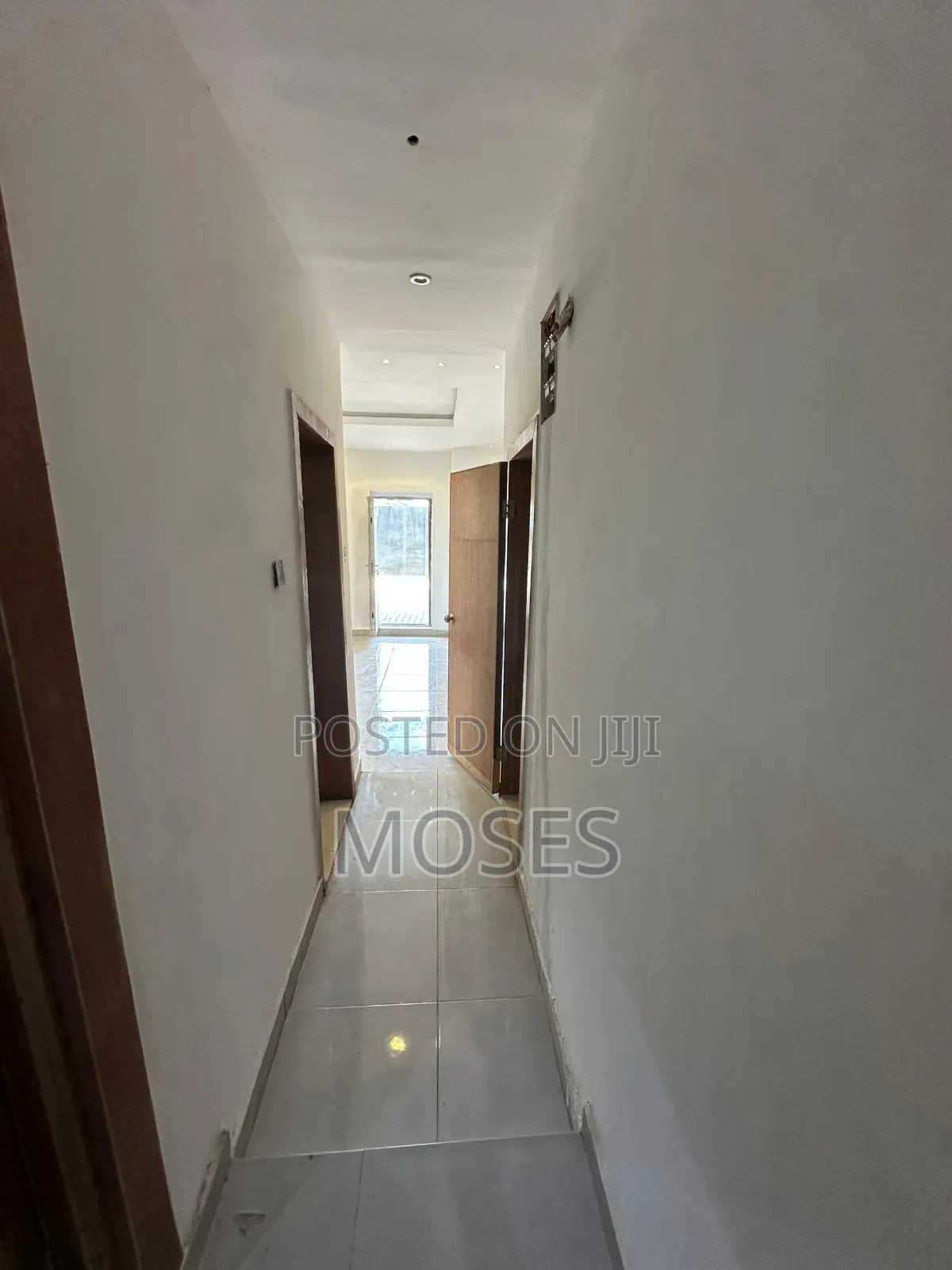 2bdrm Apartment in Inside An Access, Ologolo for rent in Ologolo