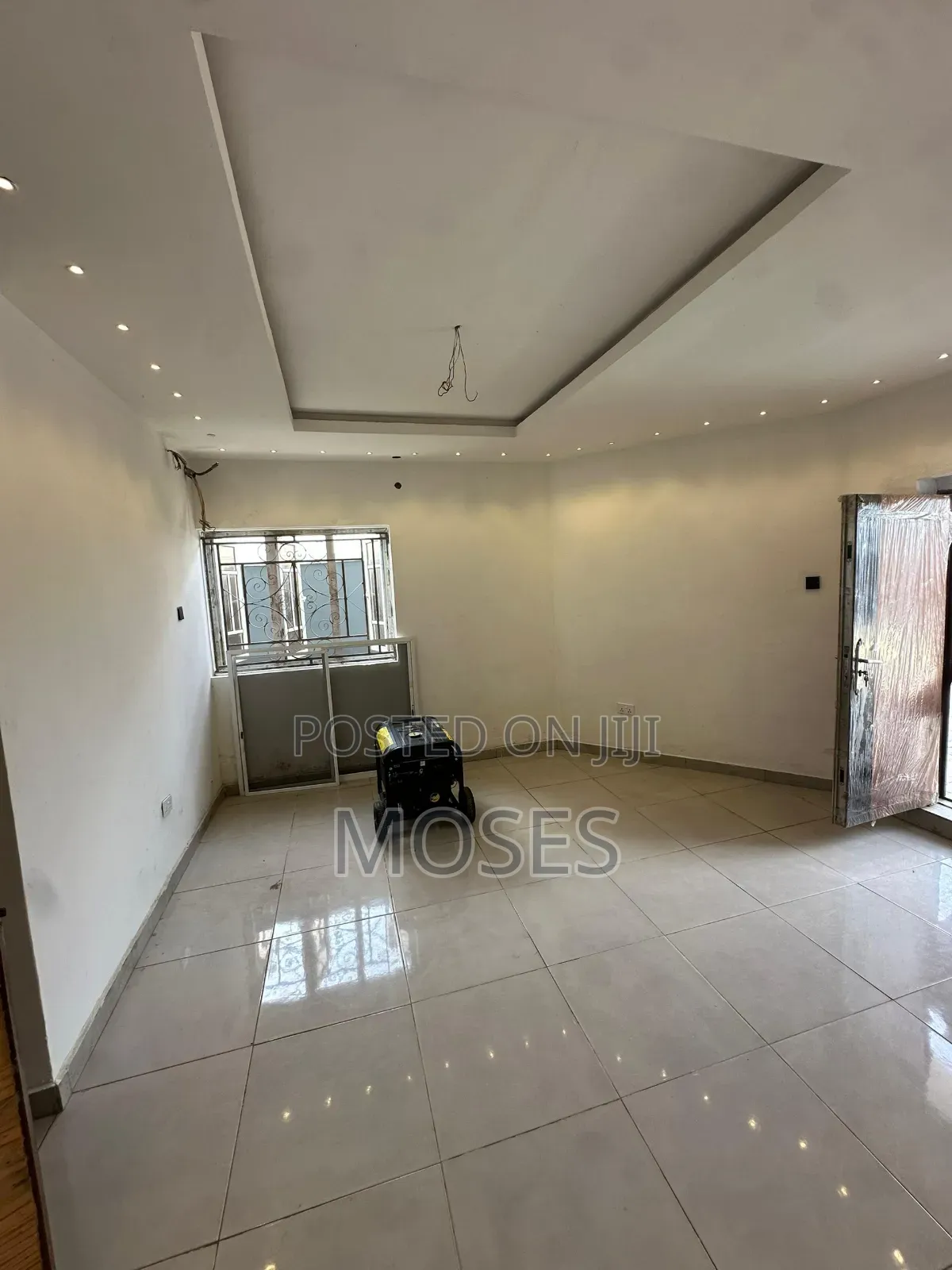 2bdrm Apartment in Inside An Access, Ologolo for rent in Ologolo