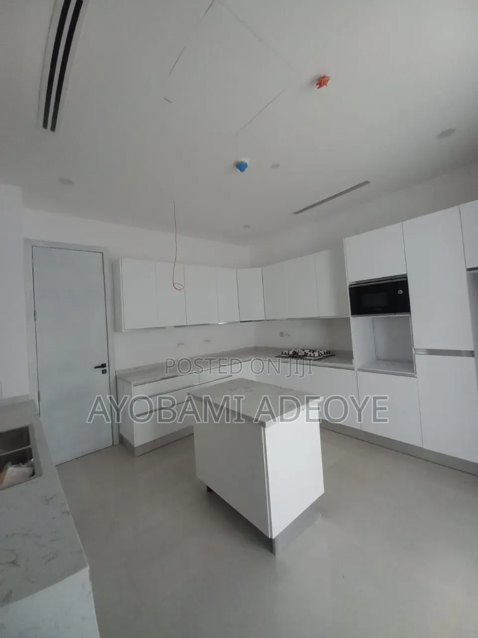 5bdrm Apartment in Lugard Avenue, Old Ikoyi for sale in Old Ikoyi