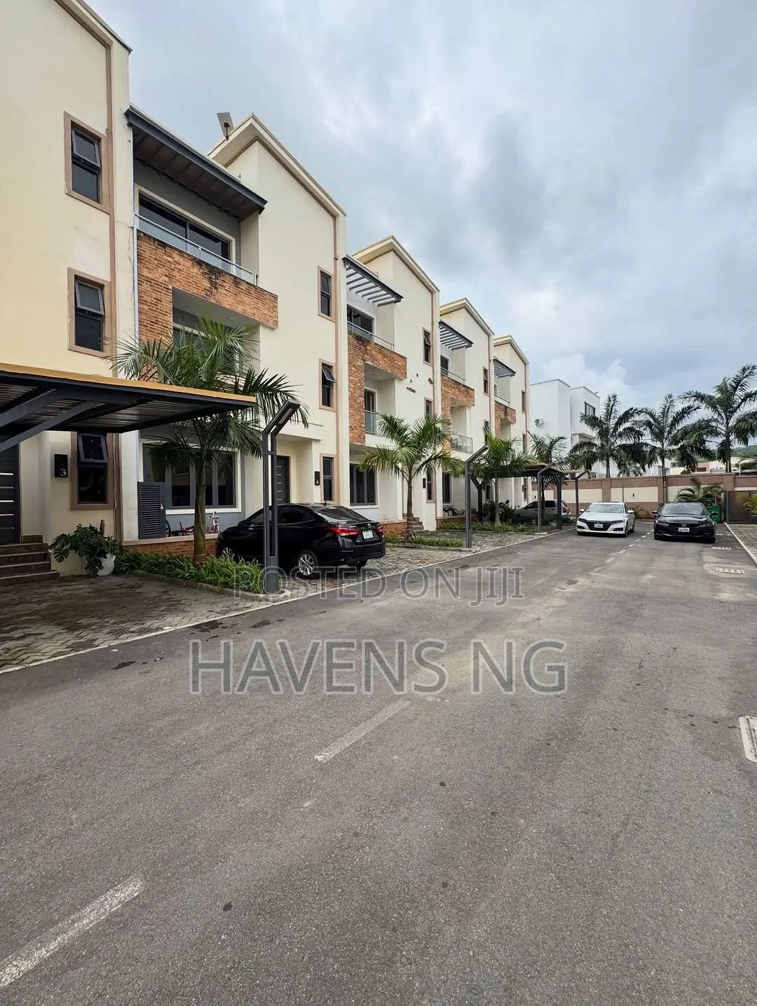 5bdrm Duplex in Katampe Extension for sale in Katampe Extension