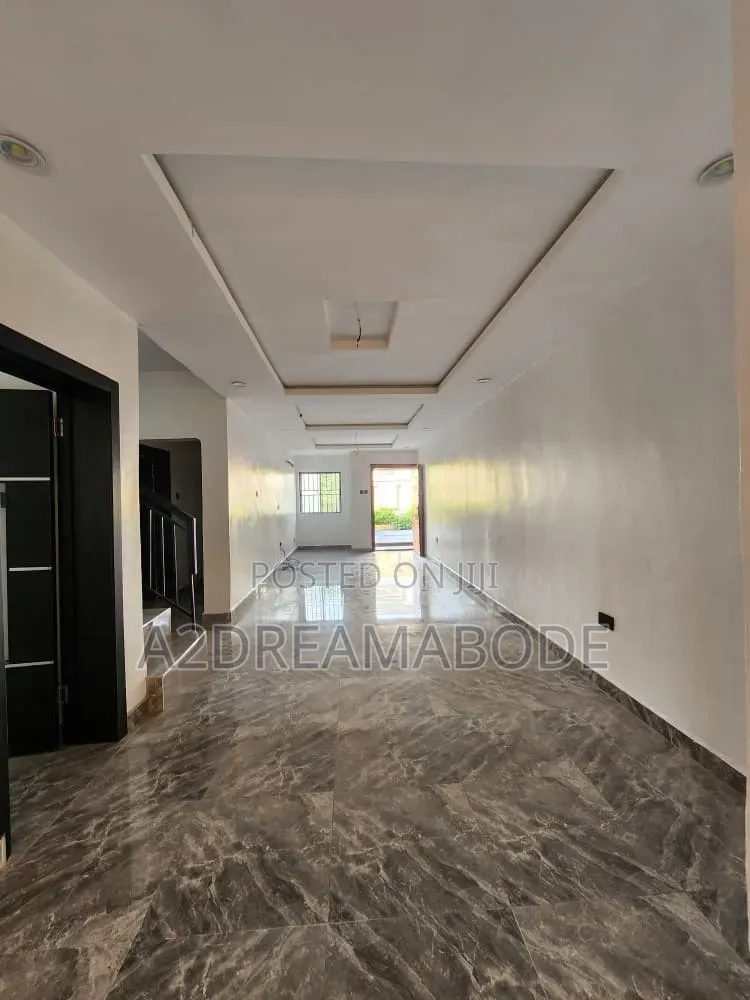 3bdrm Duplex in Maryland, Mende for rent in Mende