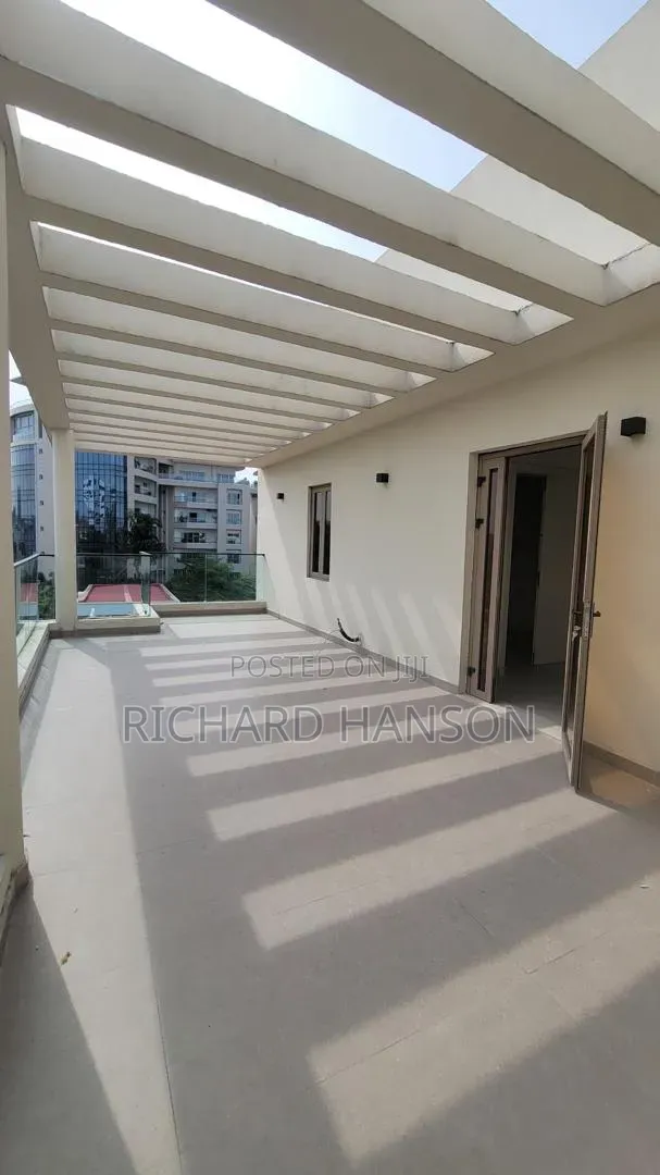 5bdrm Duplex in Banana Island for rent in Banana Island