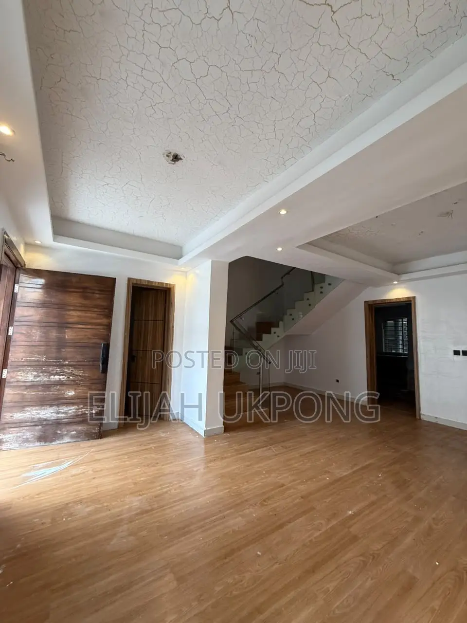 4bdrm Duplex in Lekki Phase 1 for rent in Lekki Phase 1