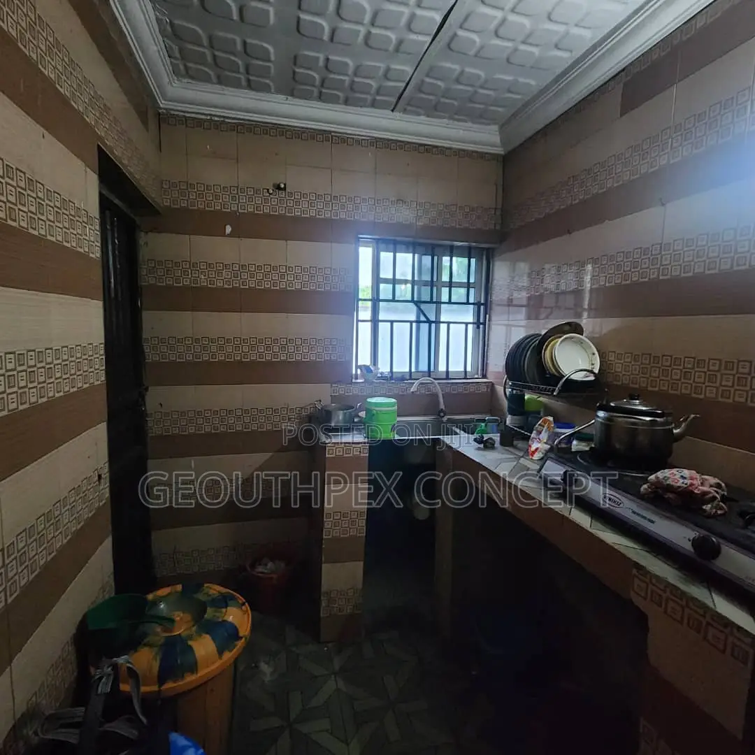 2bdrm Block of Flats in Akinyele for sale in Akinyele