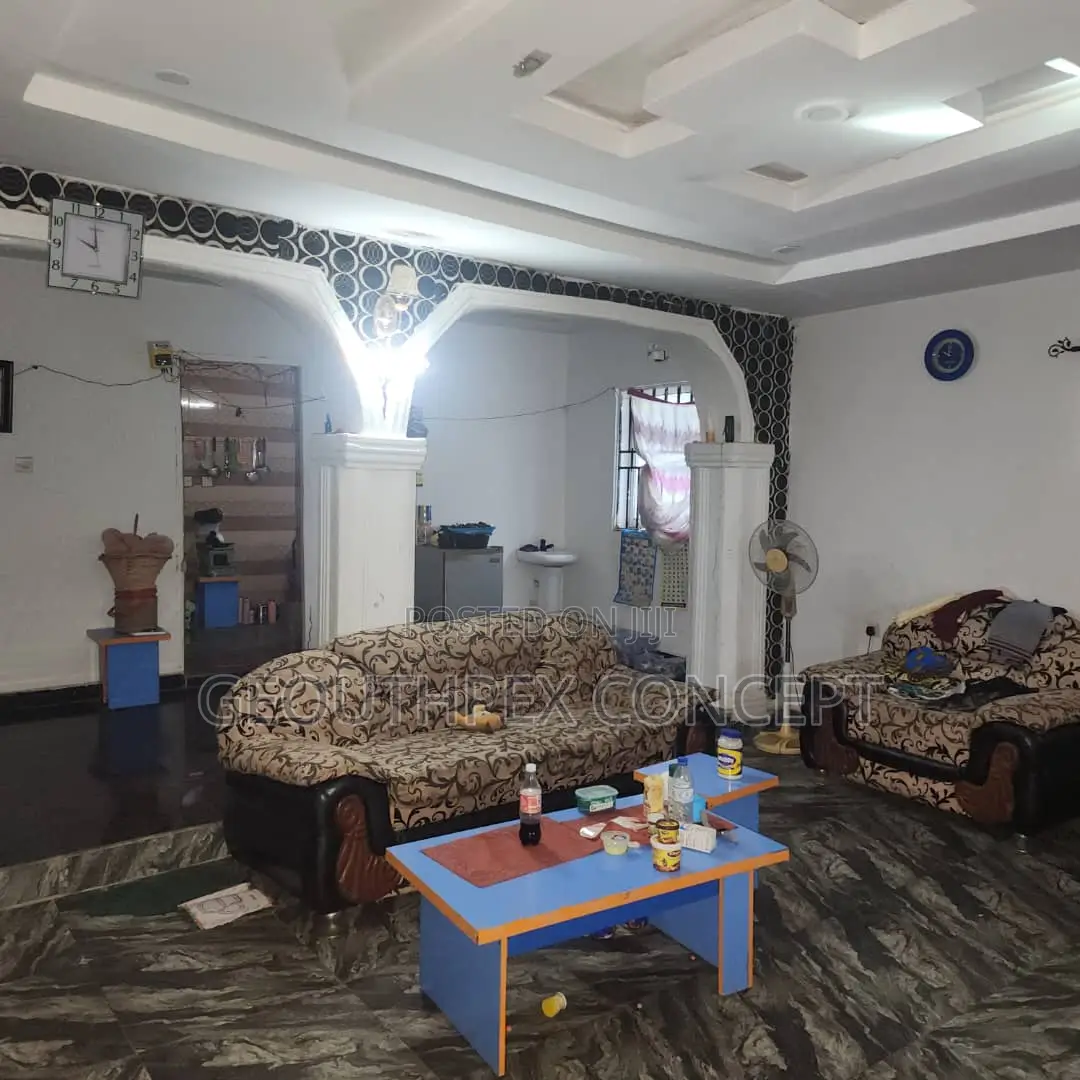 2bdrm Block of Flats in Akinyele for sale in Akinyele
