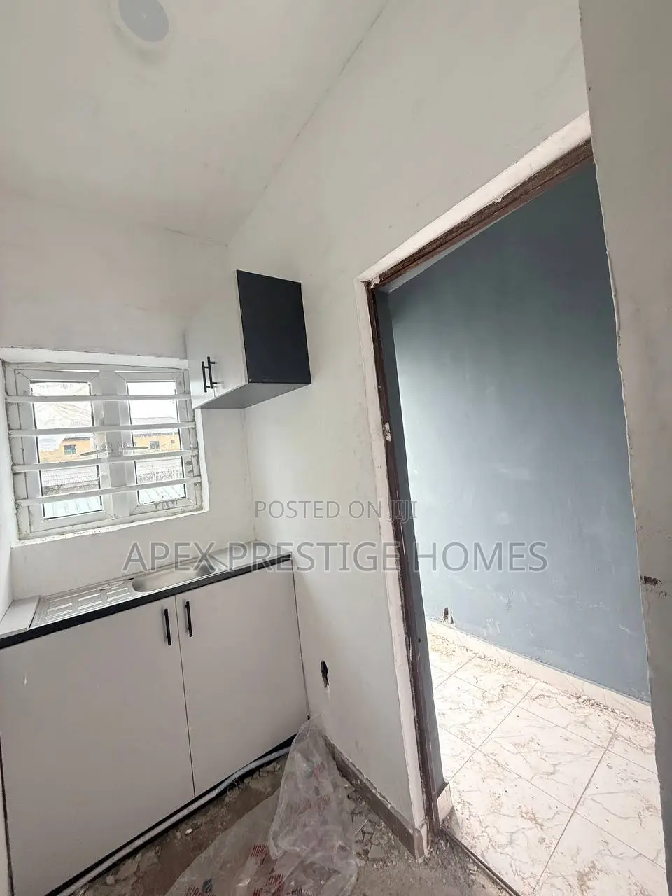 Mini Flat in Off Olorunkemi for rent in Shomolu / Shomolu