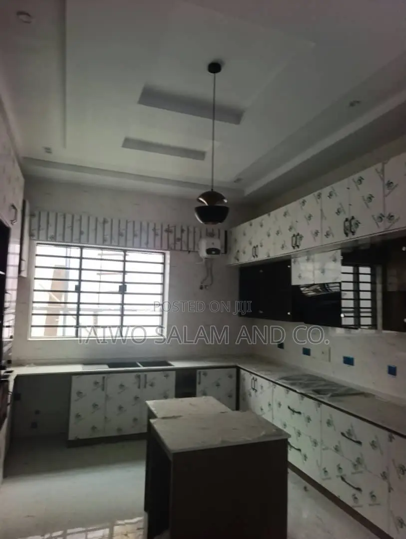 4bdrm Duplex in Bodija for sale in Bodija