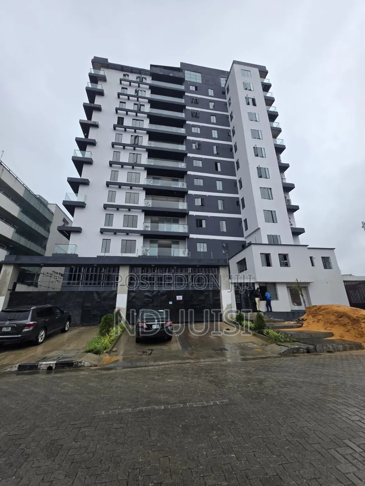2bdrm Apartment in Sanusi Fafunwa for sale in Sanusi Fafunwa