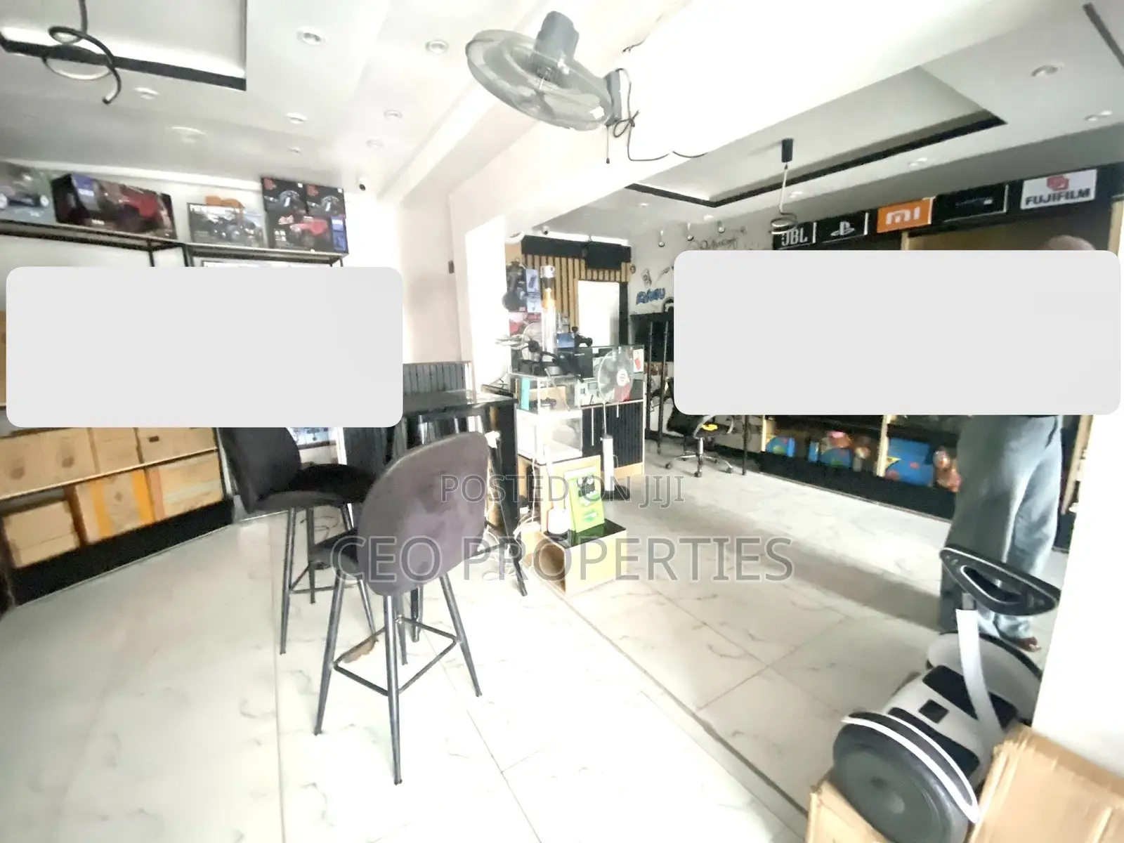 50sqm Shop With Office Space and 2 Toilet Facing Express/Oral Estate in Chevron