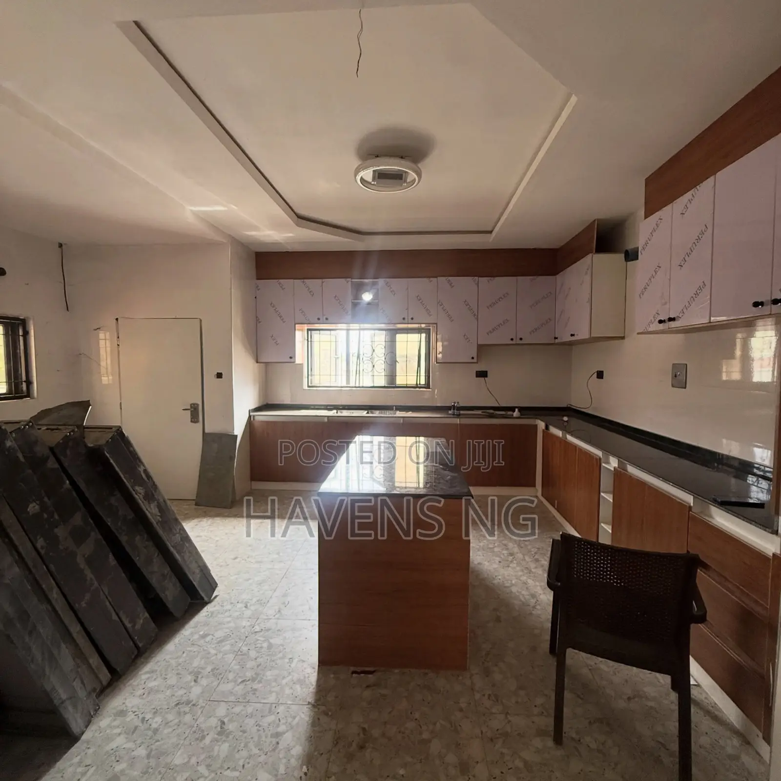 7bdrm Duplex in Guzape District for sale in Guzape District