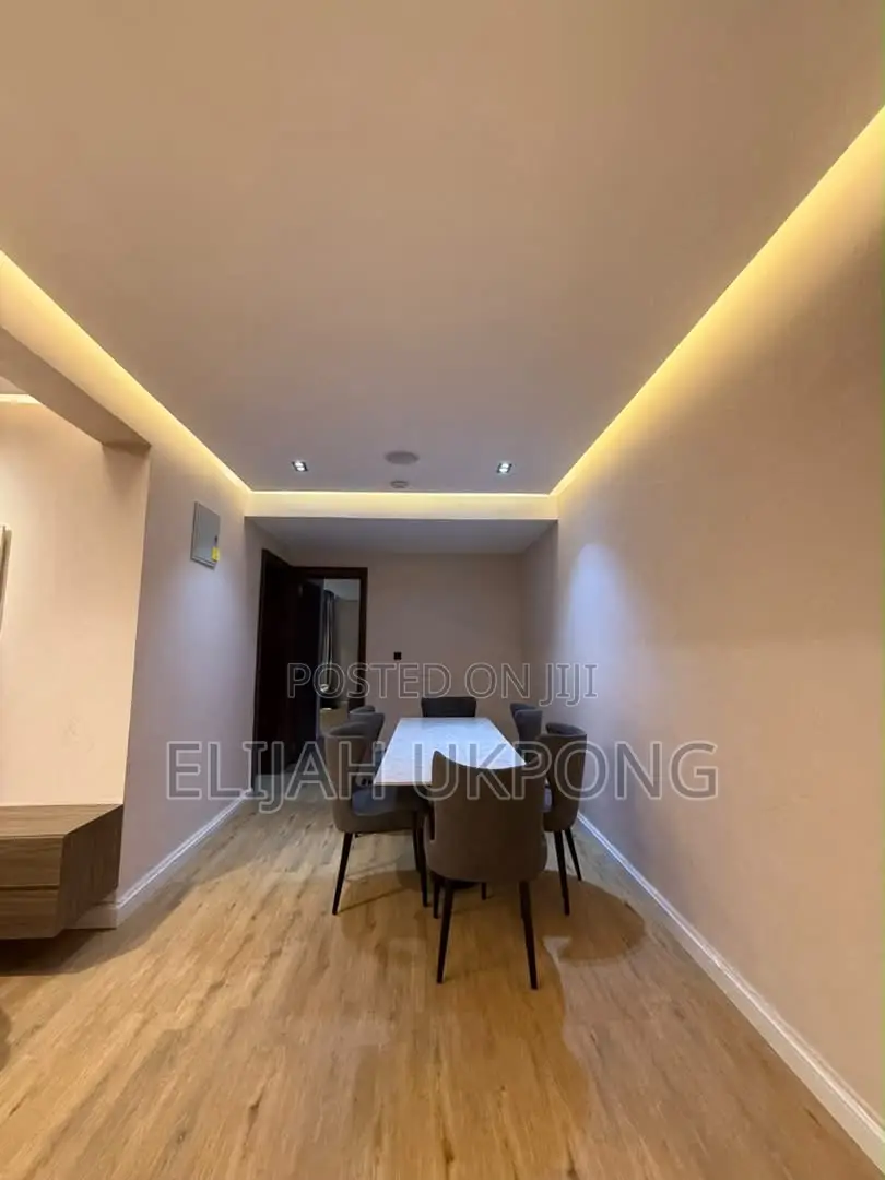 2bdrm Apartment in Lekki Phase 1, Ikate for rent in Ikate