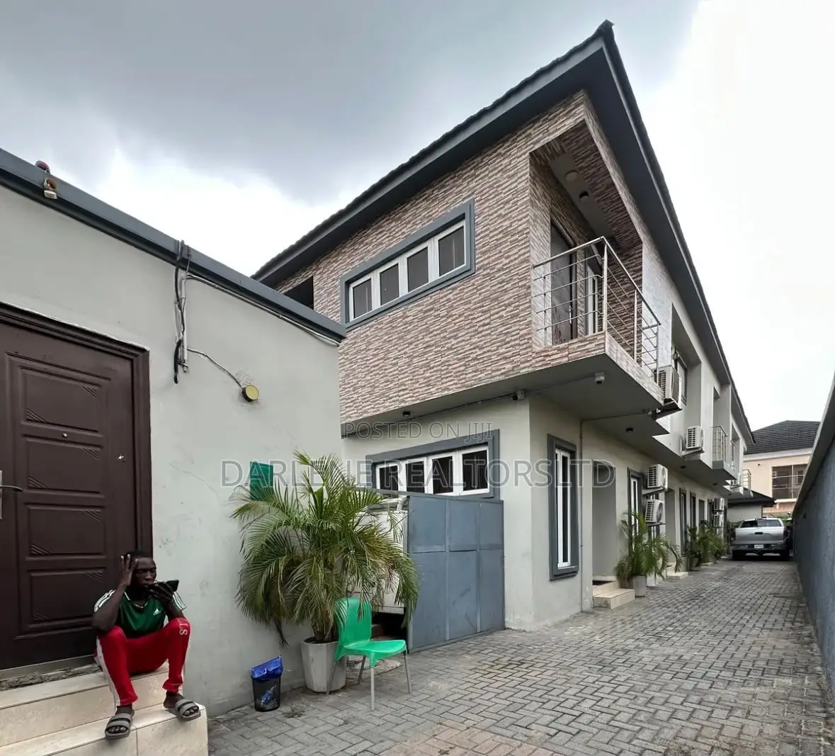 2bdrm Townhouse / Terrace in Lekki Phase 1 for rent in Lekki Phase 1