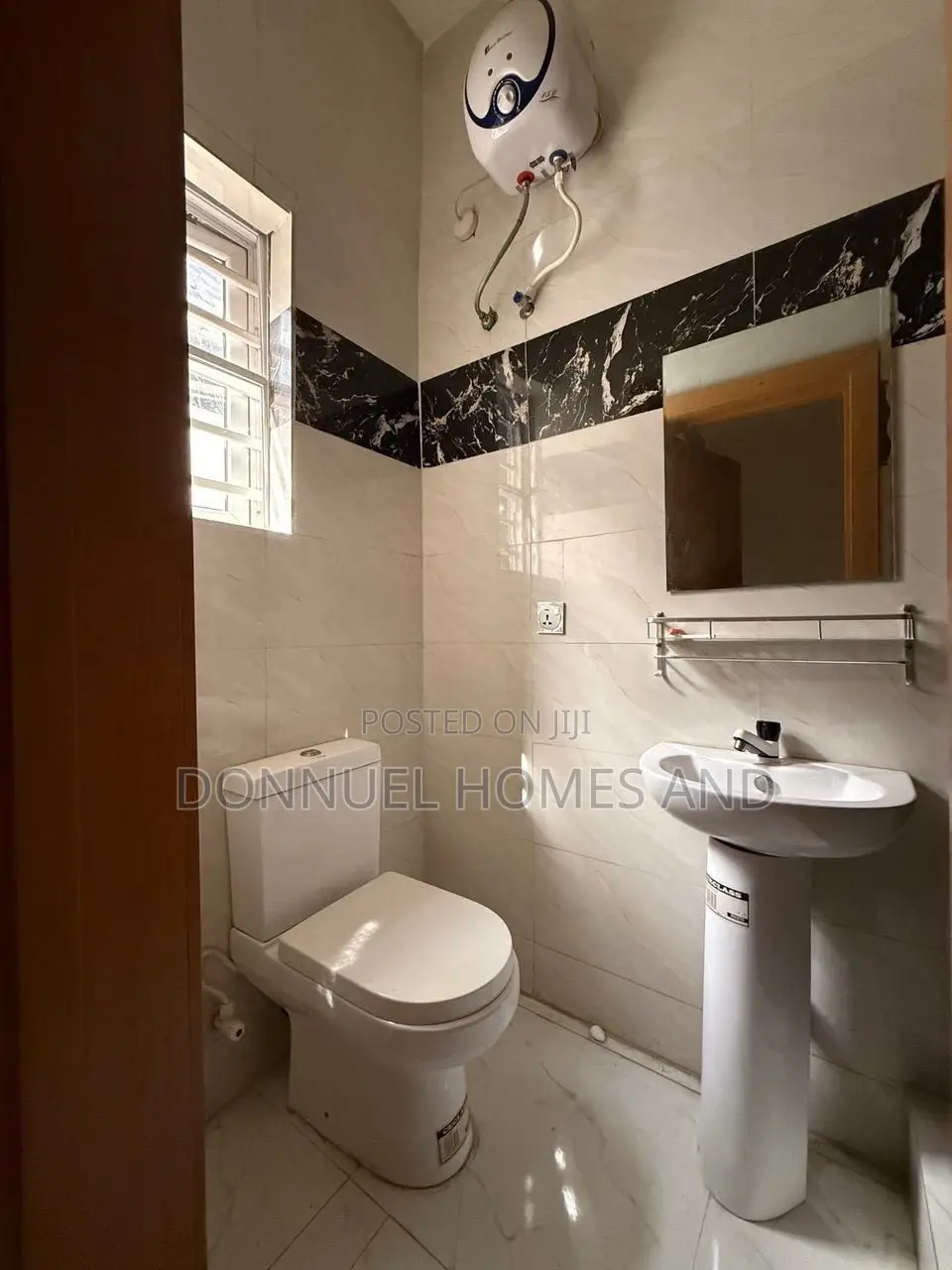 4bdrm Duplex in Ikota for rent in Ikota