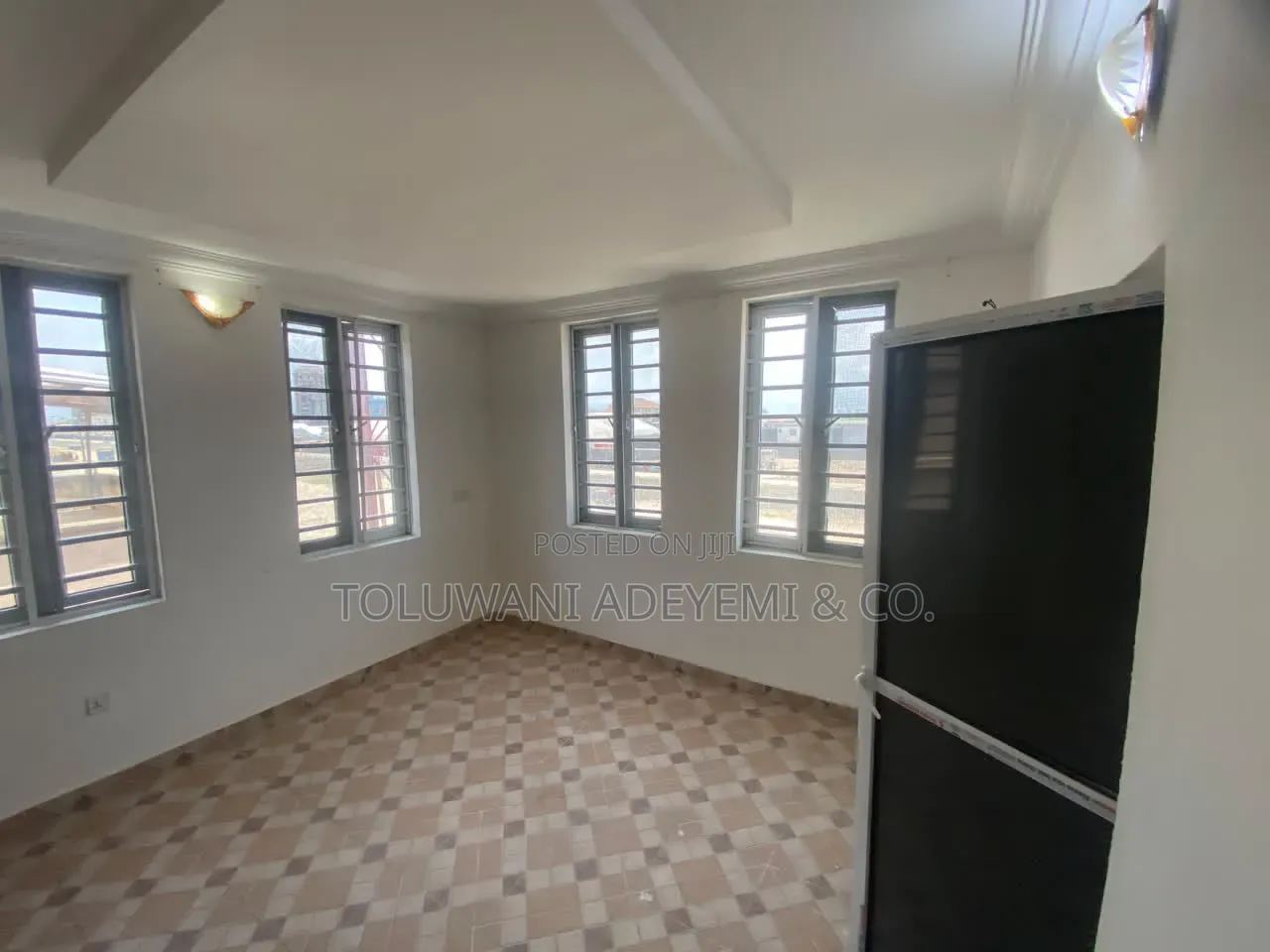 3bdrm Apartment in Lekki Phase 1 for rent in Lekki Phase 1