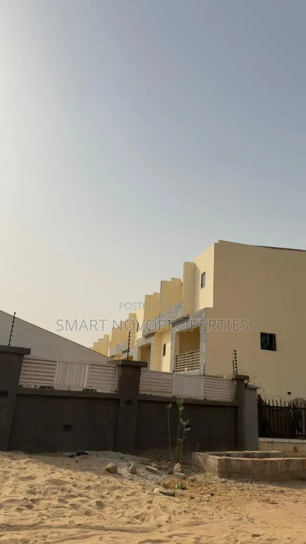 4bdrm Duplex in Jabi for sale in Jabi