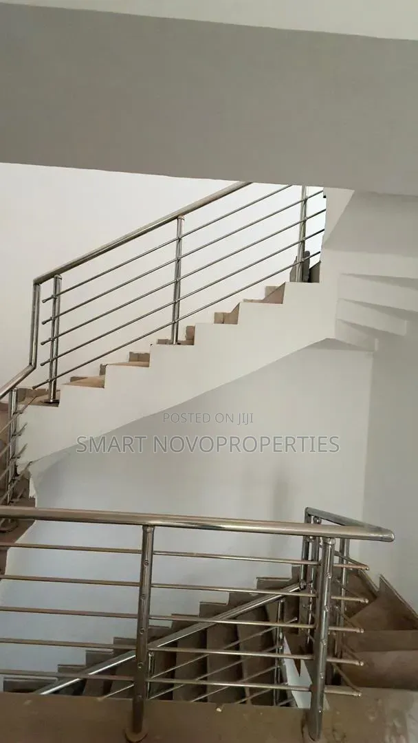 4bdrm Duplex in Jabi for sale in Jabi