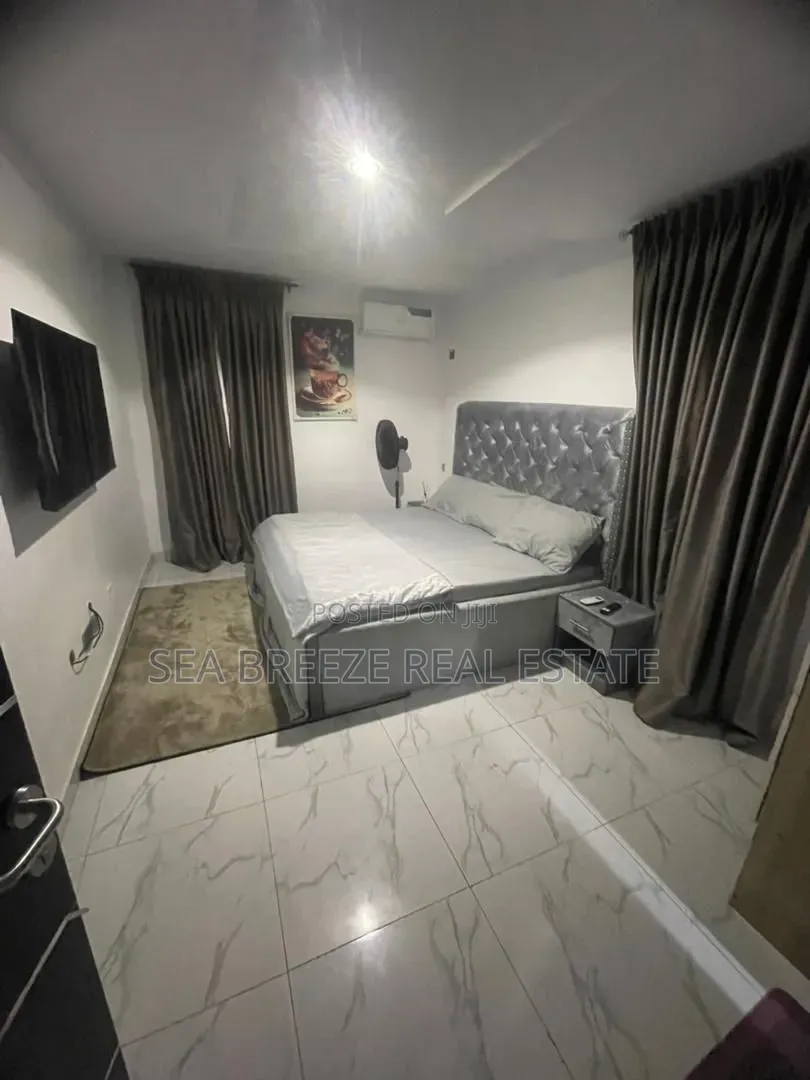 Furnished 3bdrm Block of Flats in Ajao Estate, Airport Road / Ikeja in Airport Road / Ikeja