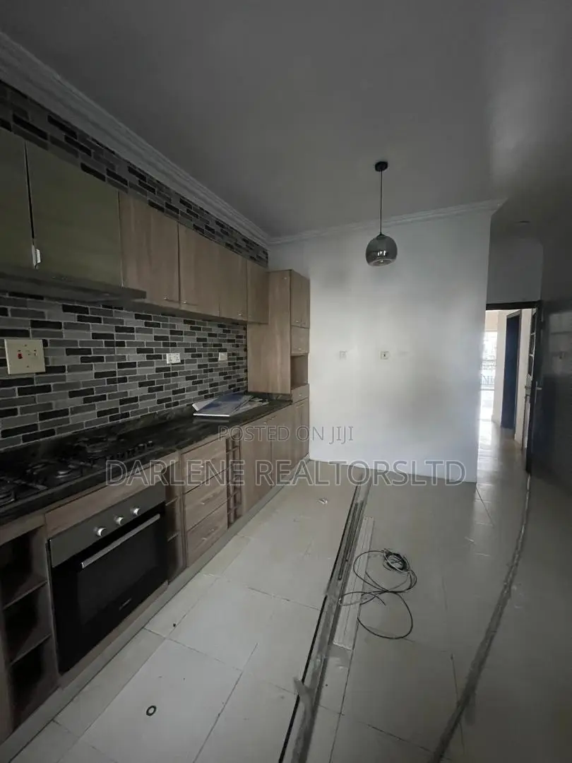 4bdrm House in Lekki County Homes for rent in Lekki Phase 2