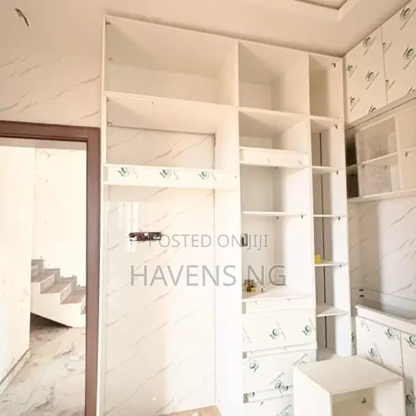 4bdrm Duplex in Akobo for sale in Akobo