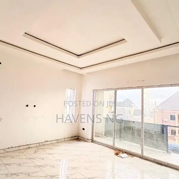 4bdrm Duplex in Akobo for sale in Akobo