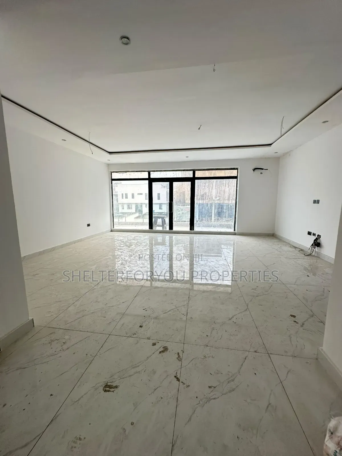3bdrm Apartment in Lekki Phase 1 for sale in Lekki Phase 1