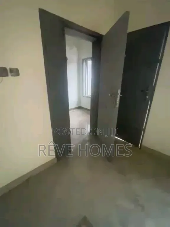 Mini Flat in Akoka for rent in Akoka