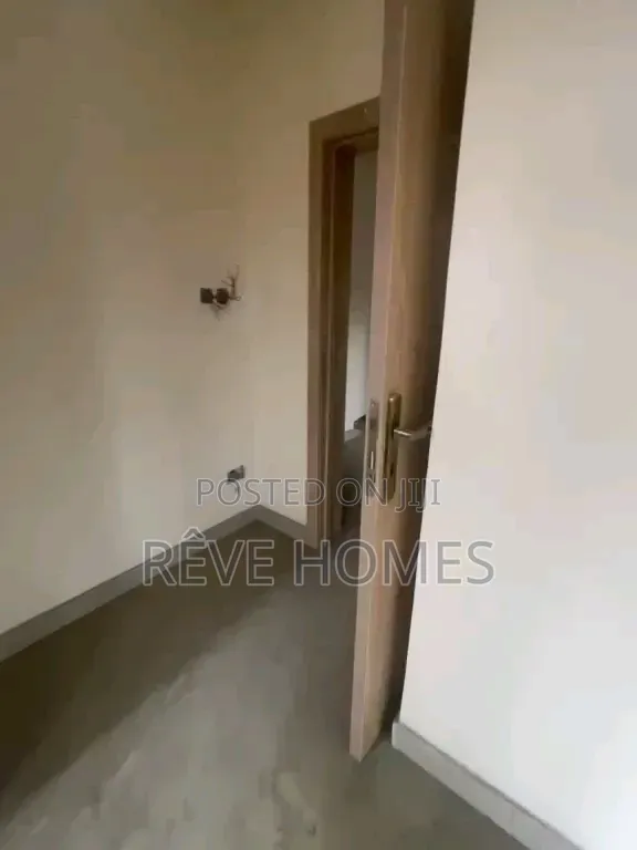 Mini Flat in Akoka for rent in Akoka