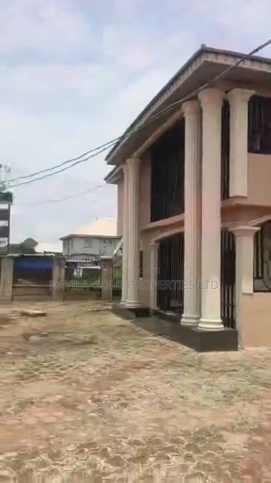20bdrm Block of Flats in Benin City for sale in Benin City