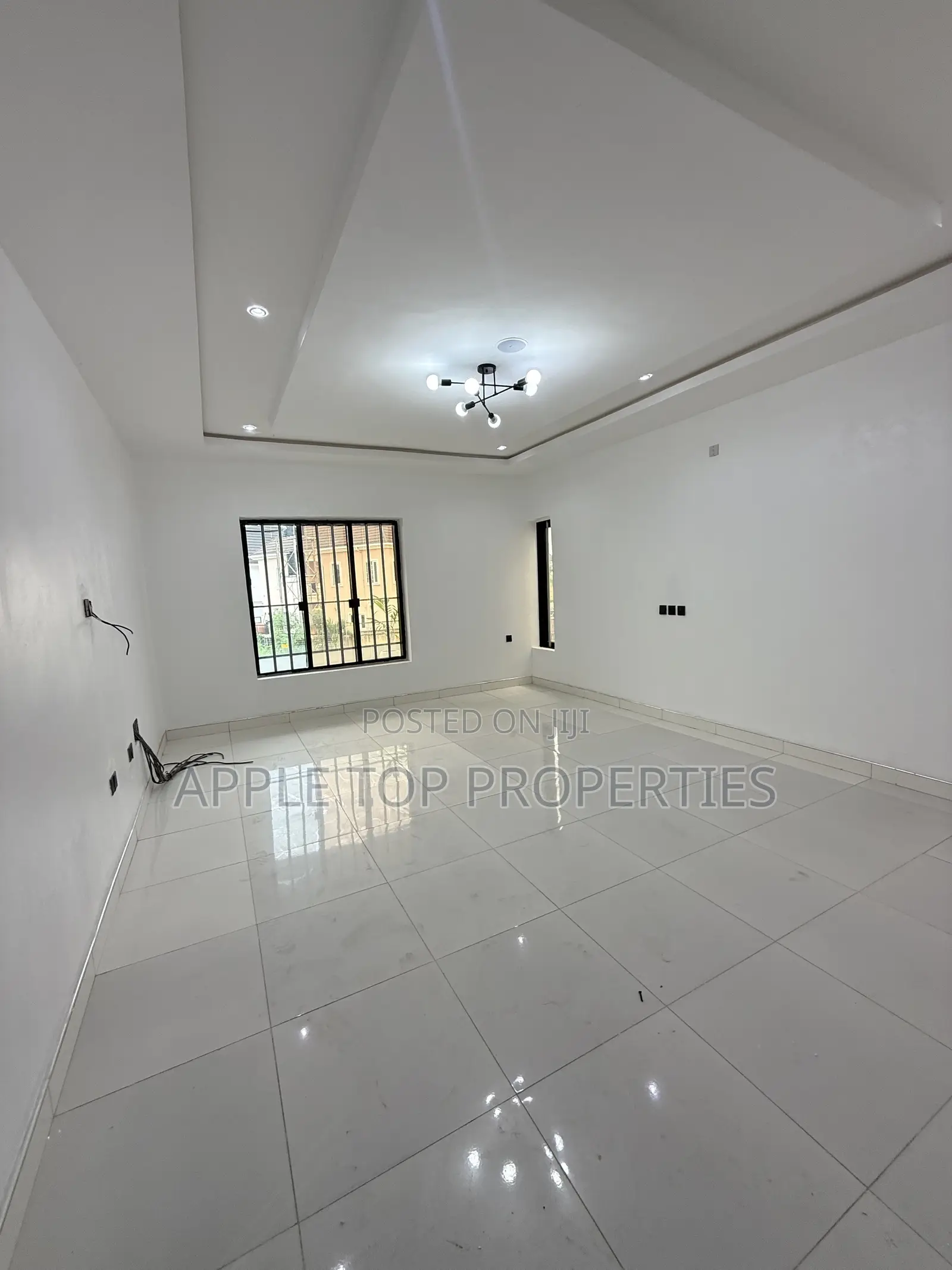 5bdrm Duplex in Centenary City, Enugu for sale in Enugu