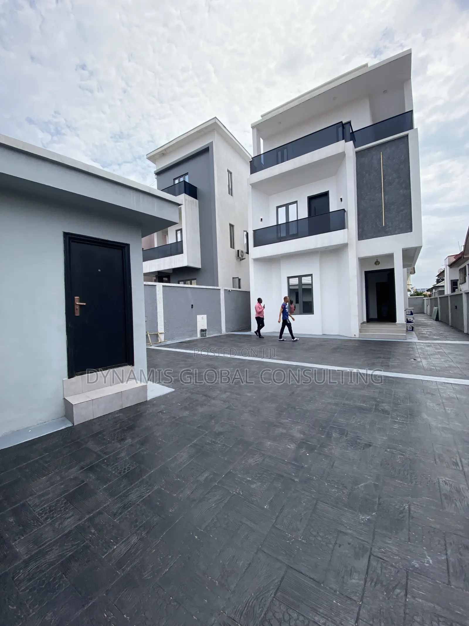 Furnished 7bdrm Duplex in Magodo Phase 2 Gra for sale in GRA Phase 2 Shangisha
