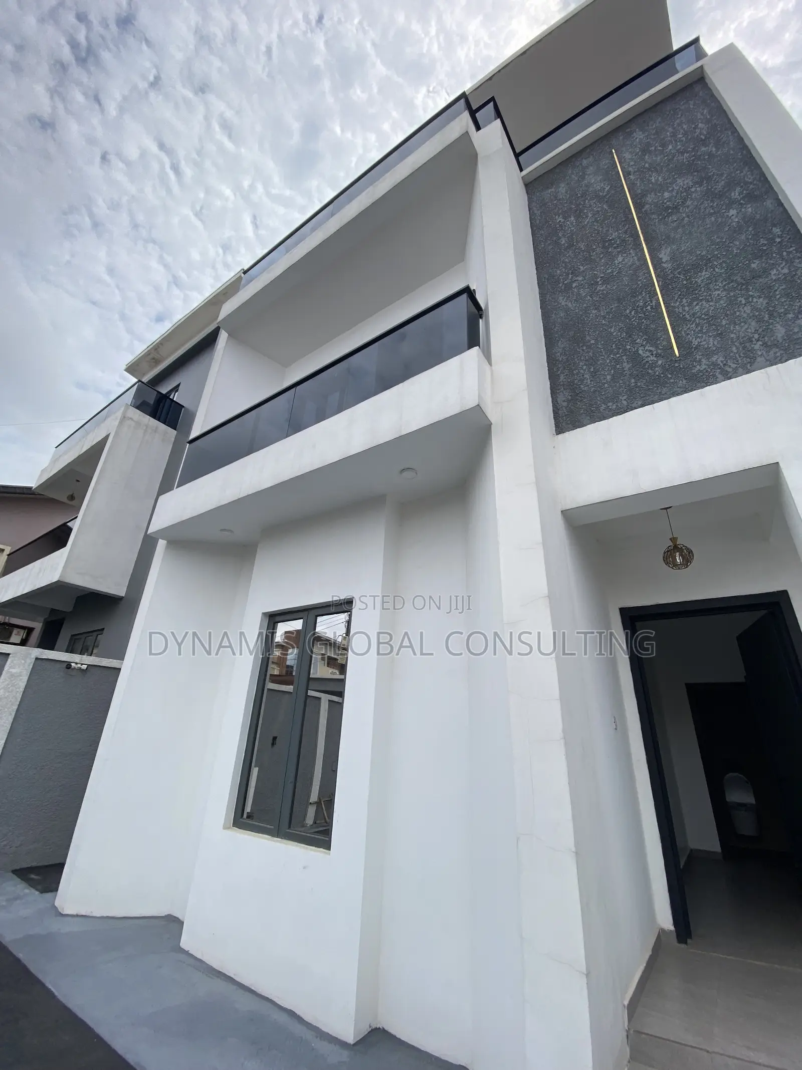 Furnished 7bdrm Duplex in Magodo Phase 2 Gra for sale in GRA Phase 2 Shangisha